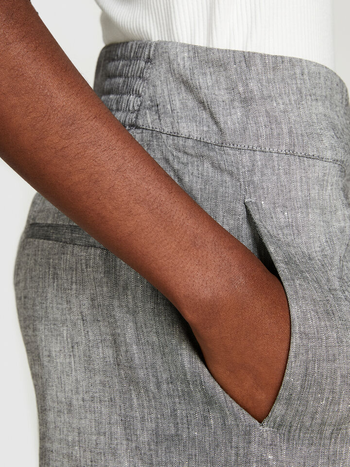 High-waisted shorts - women's shorts - Gray | Sisley image number 5